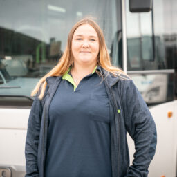 karriere_kollegin im bus